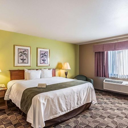 Quality Inn & Suites Hannibal Bagian luar foto