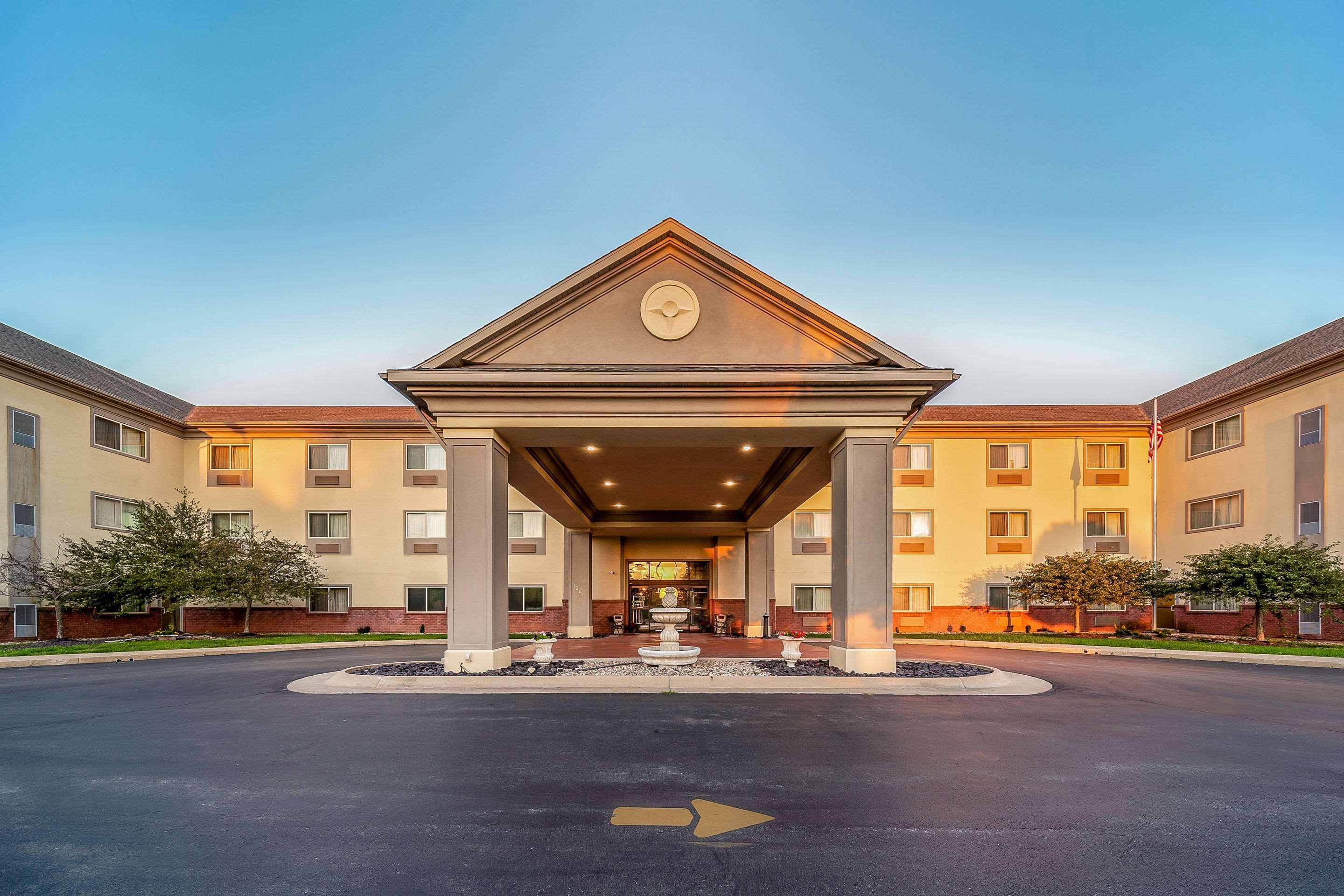 Quality Inn & Suites Hannibal Bagian luar foto