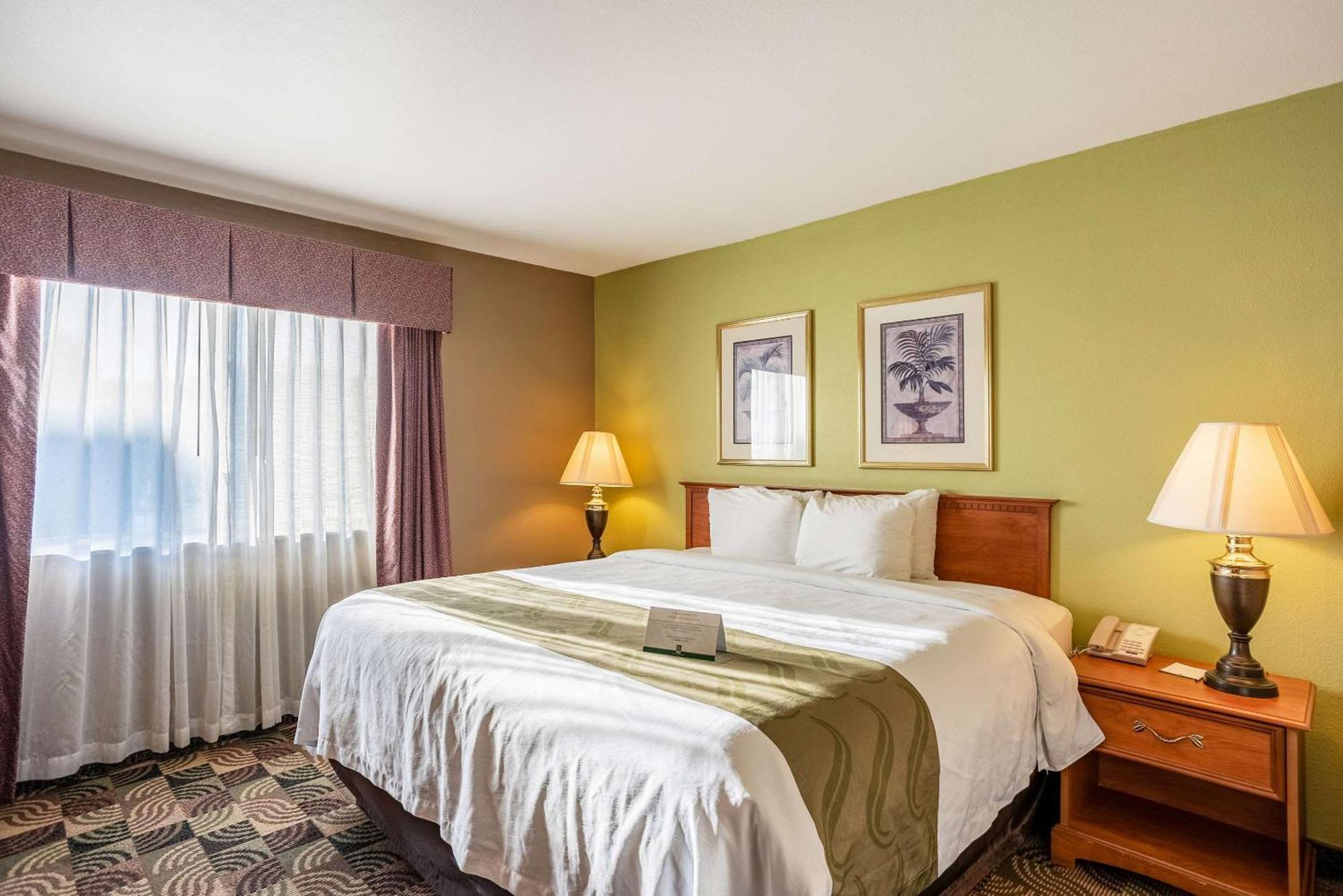 Quality Inn & Suites Hannibal Bagian luar foto