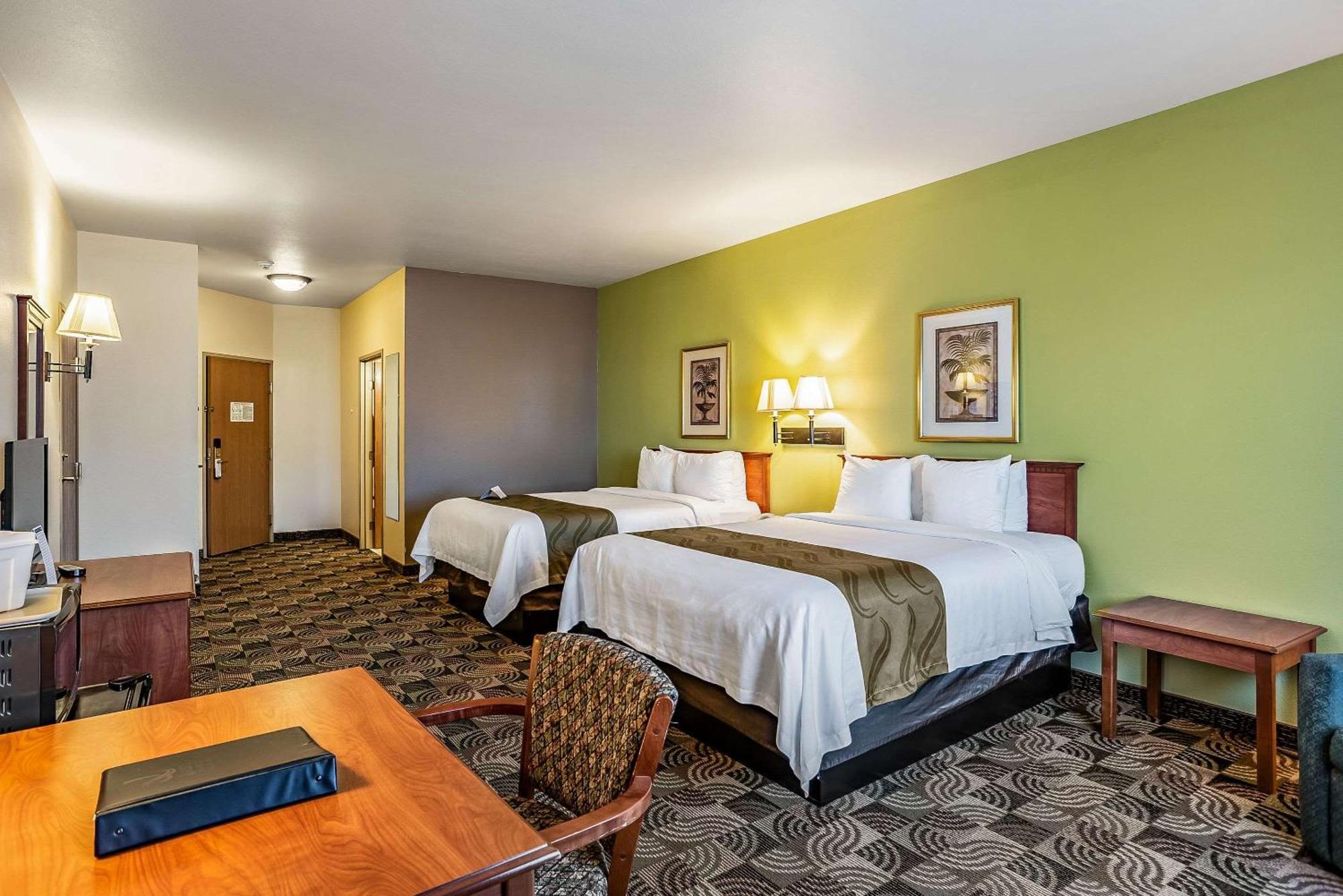 Quality Inn & Suites Hannibal Bagian luar foto