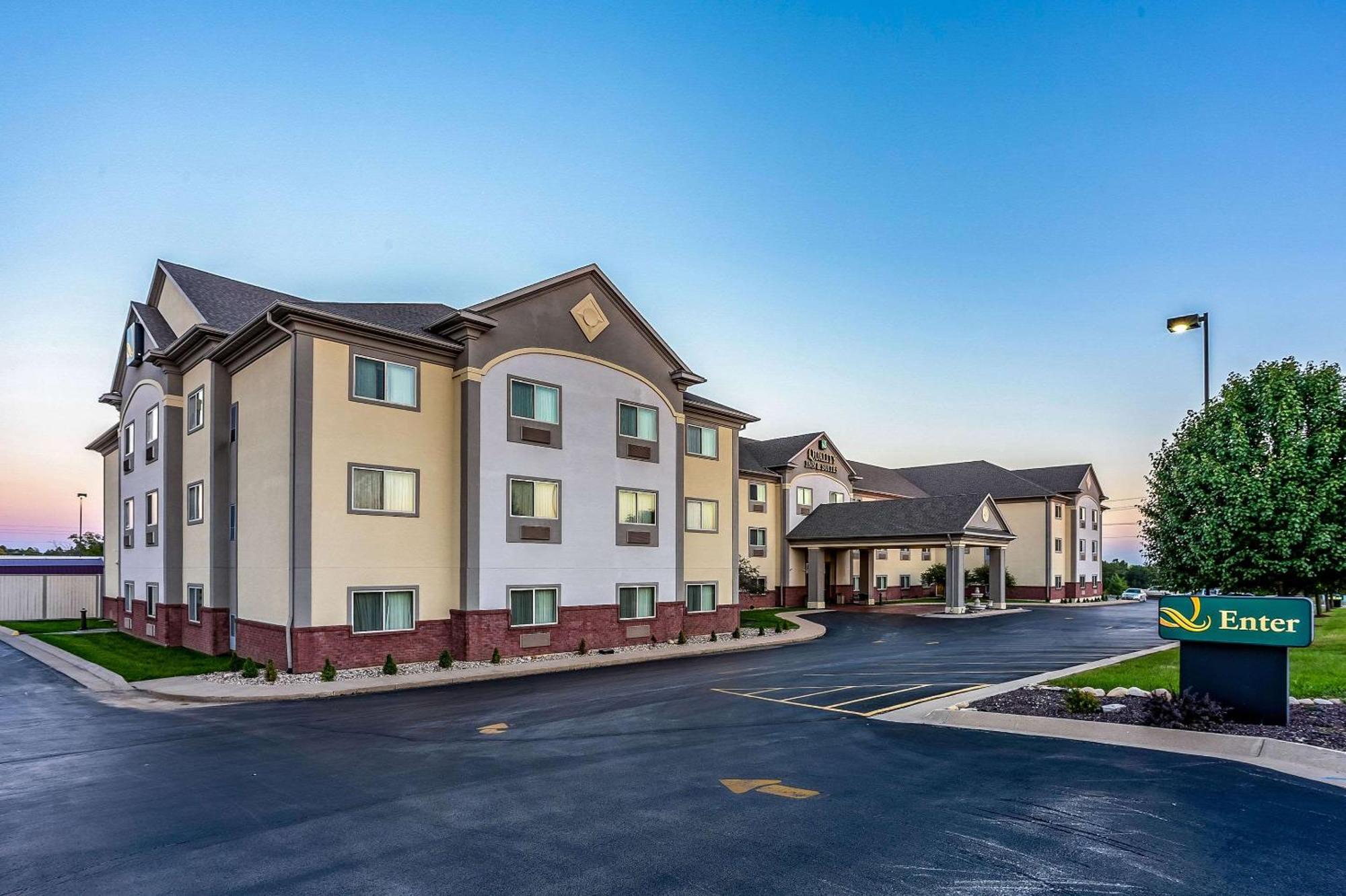 Quality Inn & Suites Hannibal Bagian luar foto