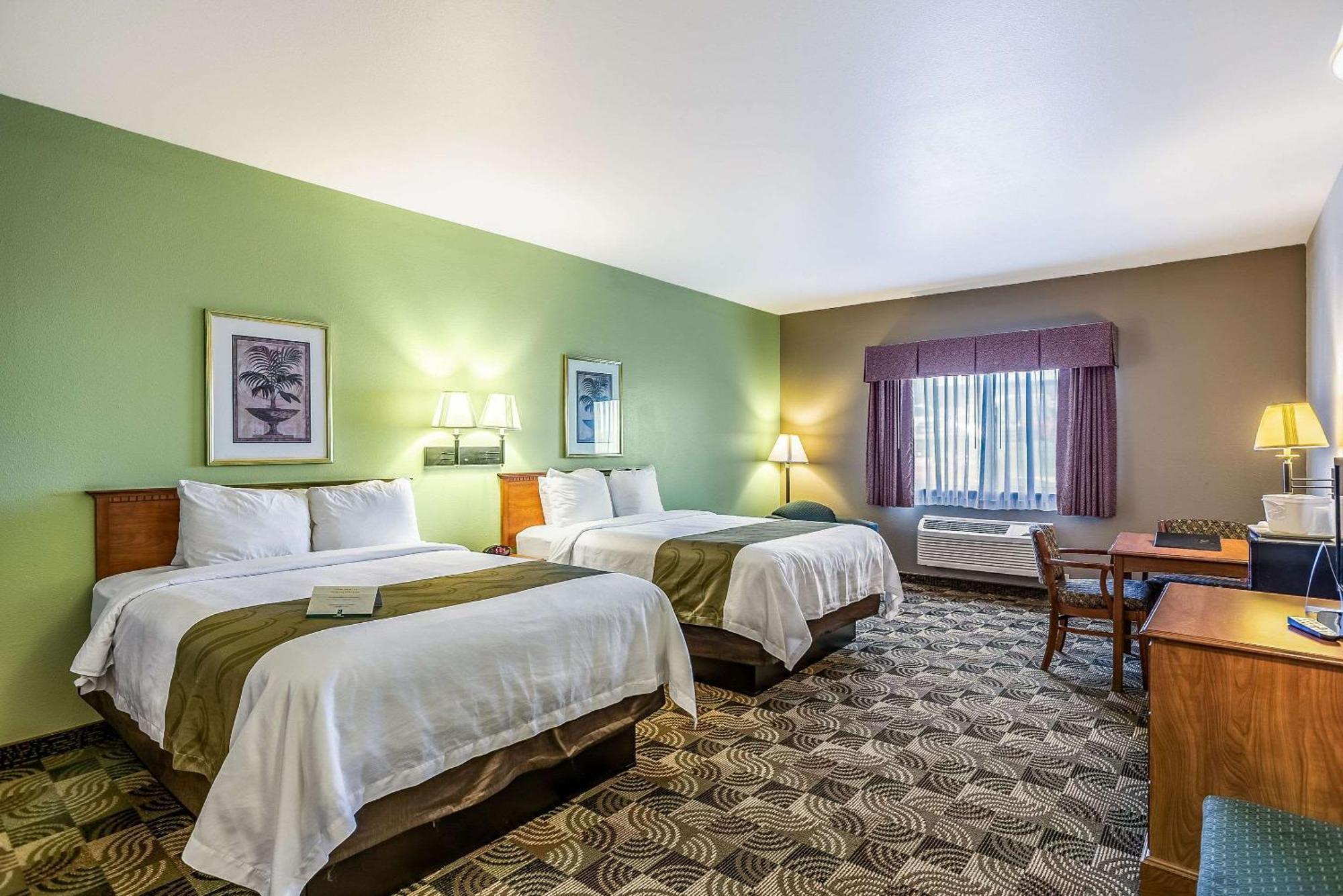 Quality Inn & Suites Hannibal Bagian luar foto