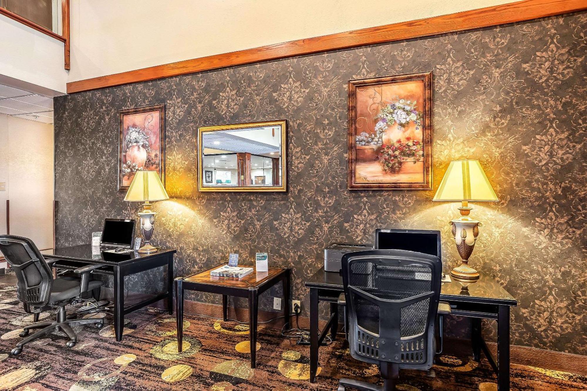 Quality Inn & Suites Hannibal Bagian luar foto