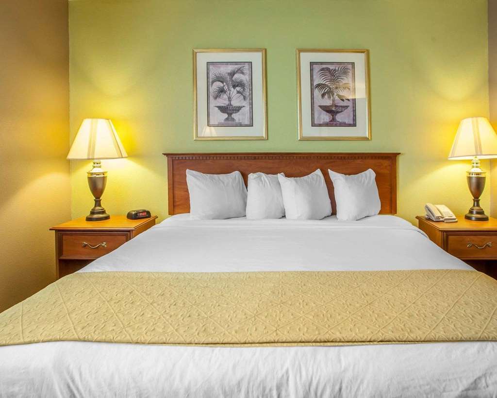 Quality Inn & Suites Hannibal Ruang foto