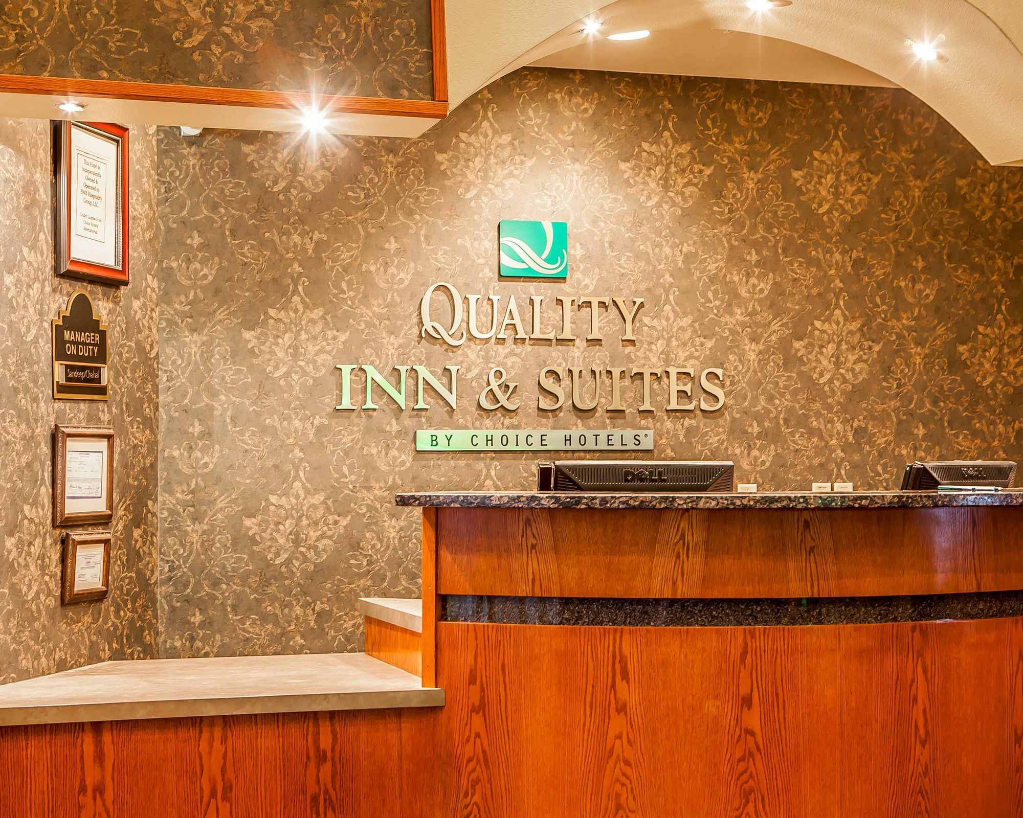 Quality Inn & Suites Hannibal Bagian luar foto